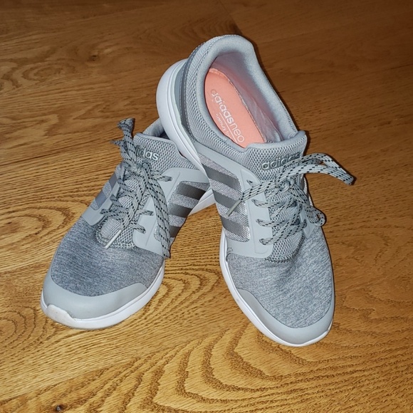 adidas Shoes - Adidas tennis shoes